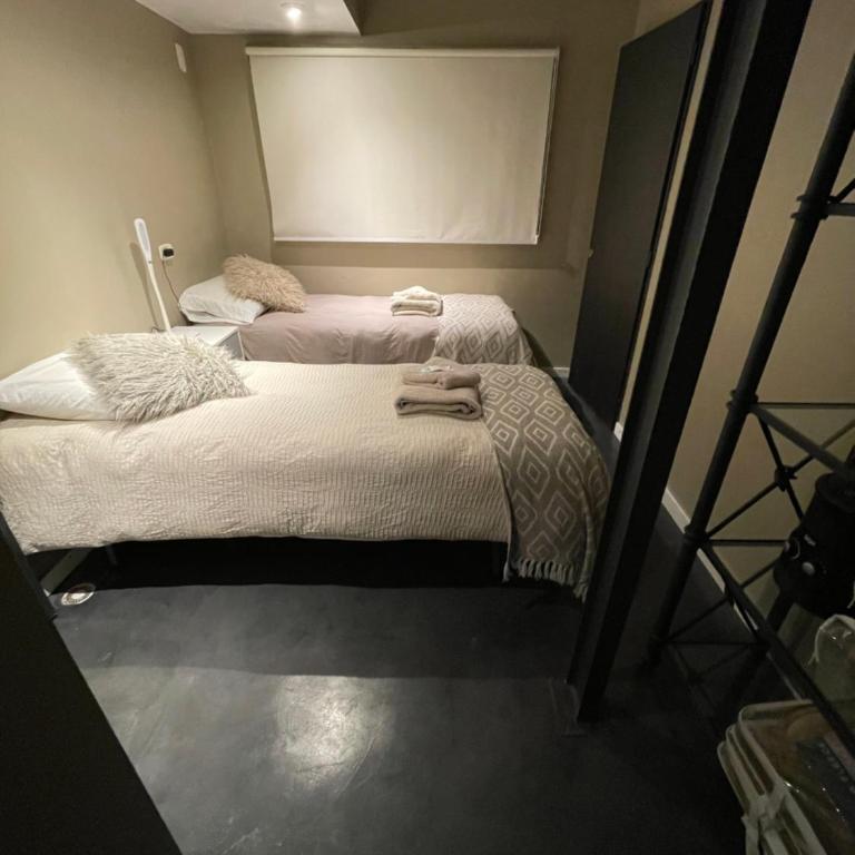 PH Palermo HollyHouse - Three-Bedroom House - 24