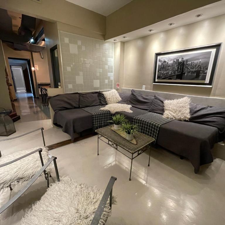 PH Palermo HollyHouse - Three-Bedroom House - 34