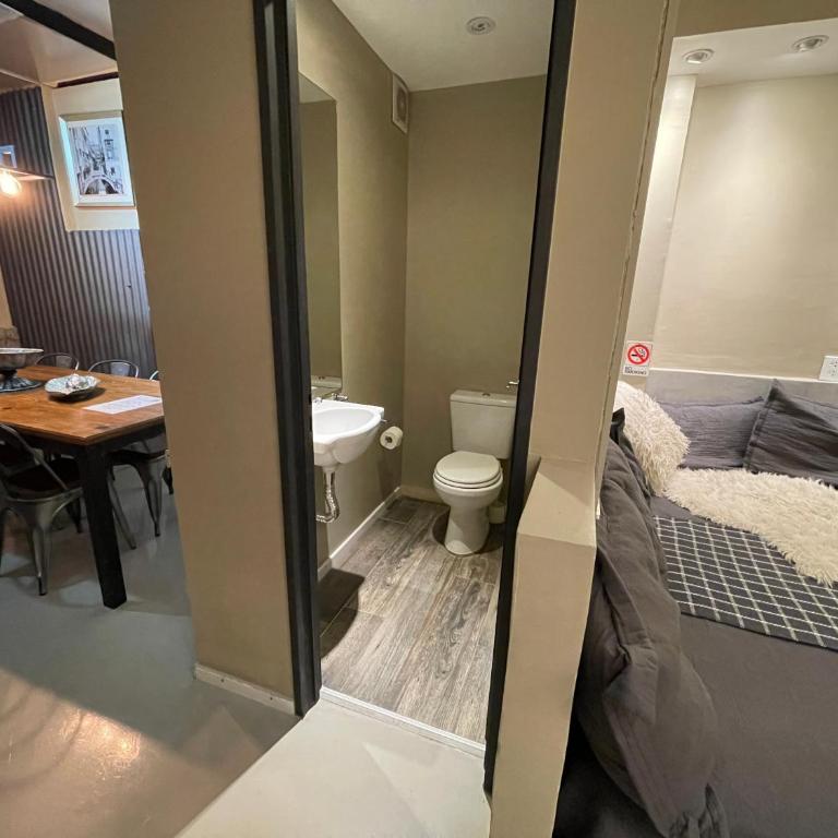 PH Palermo HollyHouse - Three-Bedroom House - 38