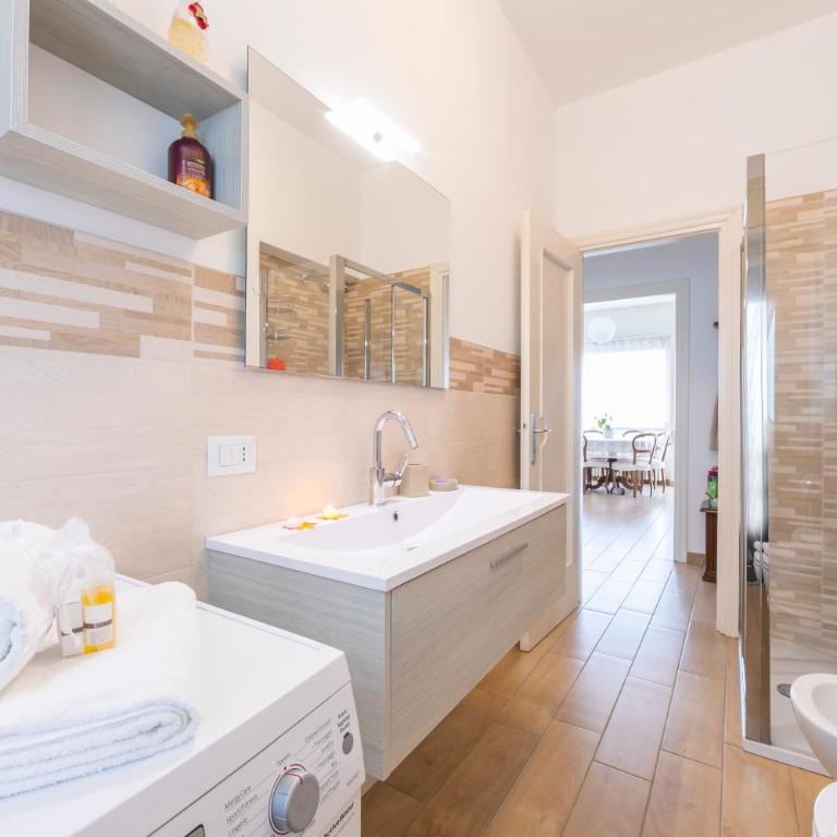 Residenza La terrazza di Dante - Happy Rentals - Appartamento con Vista Lago - 8