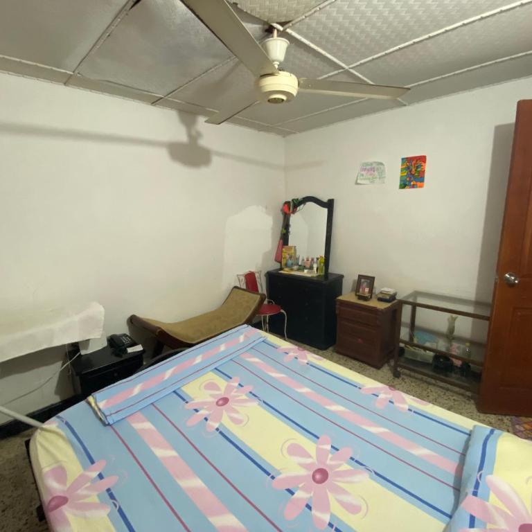 Casa Vecina Hostal - Double Room with Shared Bathroom - 6