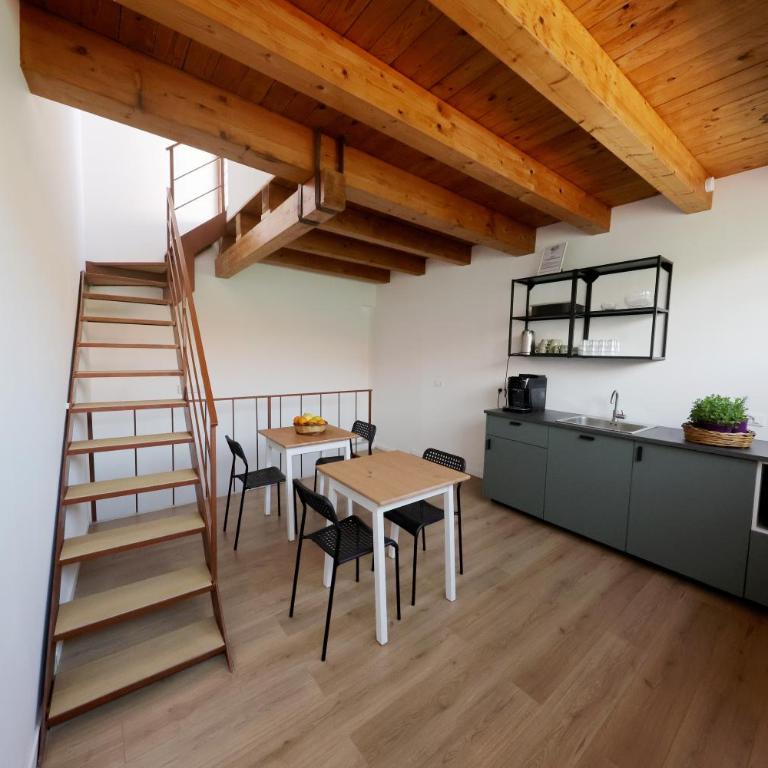 Argenteria5 Holiday Rooms - Deluxe Double Room with Balcony - 5