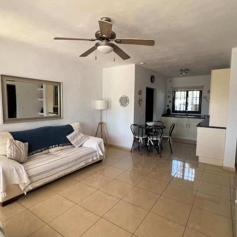 Casa Mo, 2 bedroom apartment close to the beach - Apartamento de 2 dormitorios - 3