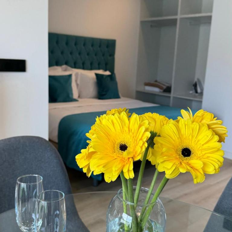 Apart-hotel Happy Life - Apartment with Terrace - 3