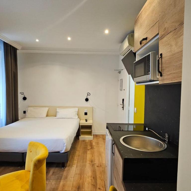 HOTEL PARIS PANAM-PERE LACHAISE-PLACE GAMBETTA-HOPITAL TENON-REPUBLIQUe - Studio Supérieur - 3