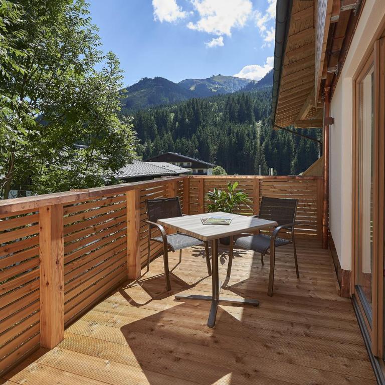 Pension Gabi - Doppelzimmer mit Balkon oder Terrasse - 1