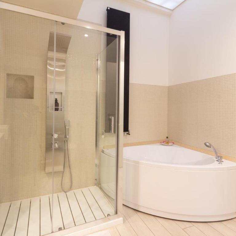 Realkasa Urbana Luxury Apt - Appartamento con 2 Camere da Letto - 12