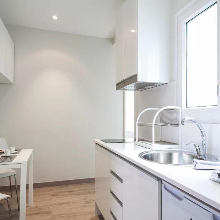Stay U-nique Apartments Rambla Catalunya - Studio Apartment - 5