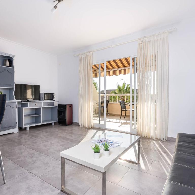Acapulco Apartments - Apartment with Terrace - 5