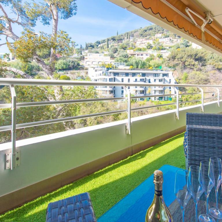 Spacieux appartement - Parking - Piscine - BV - Appartement 2 Chambres - 30