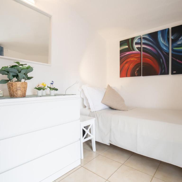 Wish Apartment - Catania Centro Storico - Appartamento con 2 Camere da Letto - 32