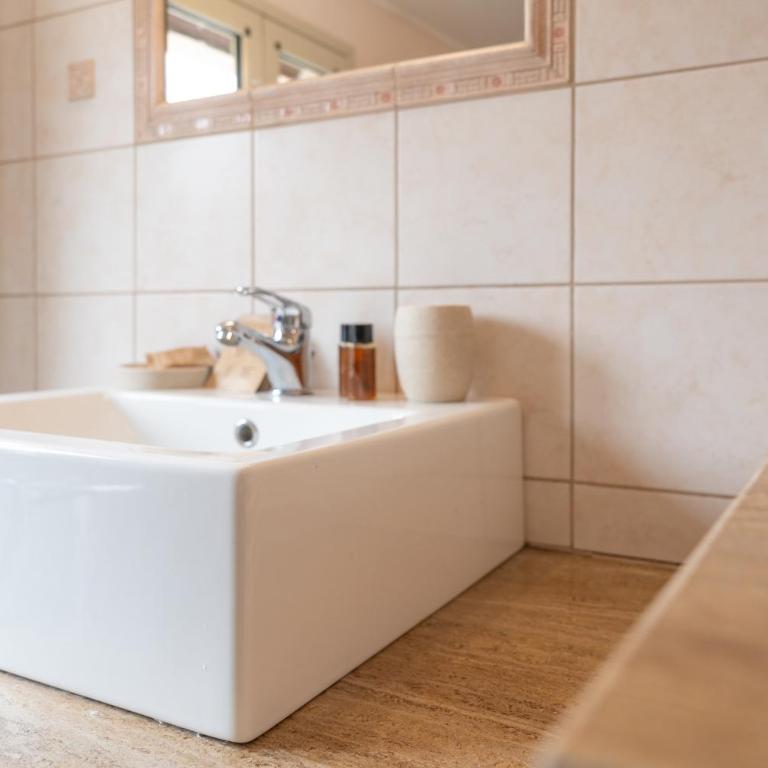 Wish Apartment - Catania Centro Storico - Appartamento con 2 Camere da Letto - 50