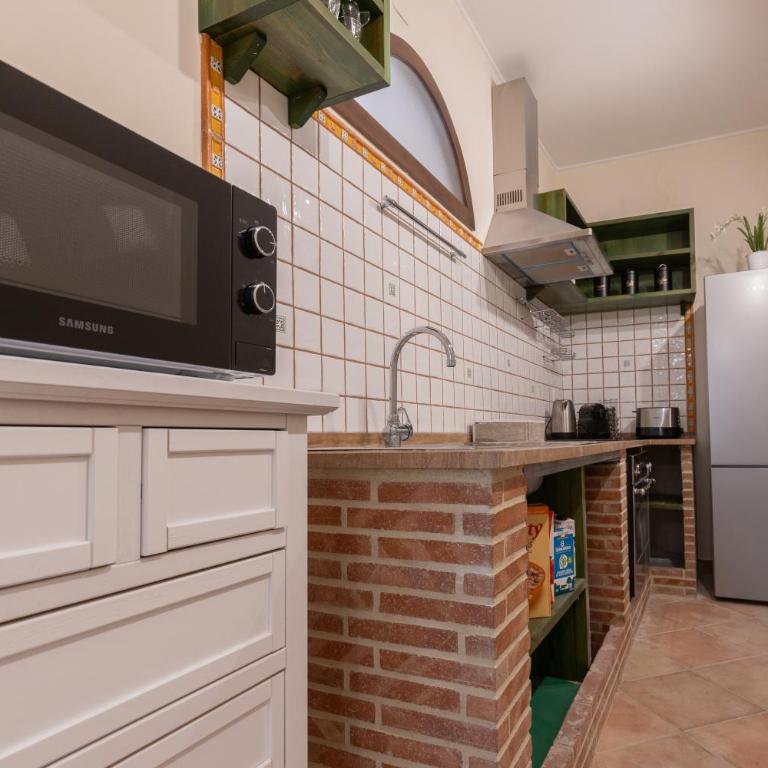 Wish Apartment - Catania Centro Storico - Appartamento con 2 Camere da Letto - 66