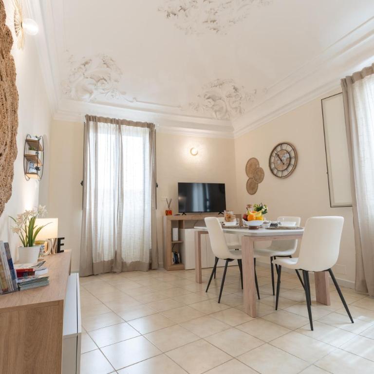 Wish Apartment - Catania Centro Storico - Appartamento con 2 Camere da Letto - 39