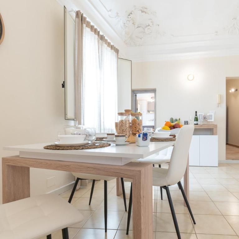 Wish Apartment - Catania Centro Storico - Appartamento con 2 Camere da Letto - 2