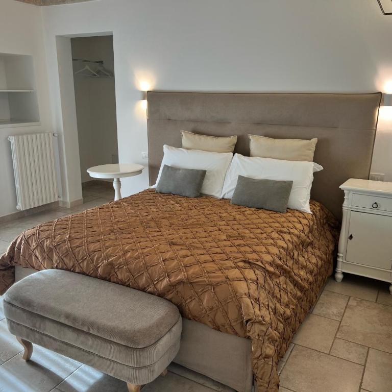 Sogno D'Epoca 1822 - Double Room with Extra Bed and Balcony - First Floor - 1