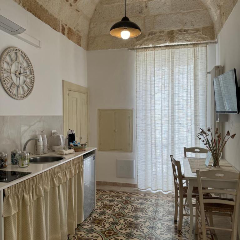 Petali Rosa - Dimora Verde - Casa Vacanze - 13
