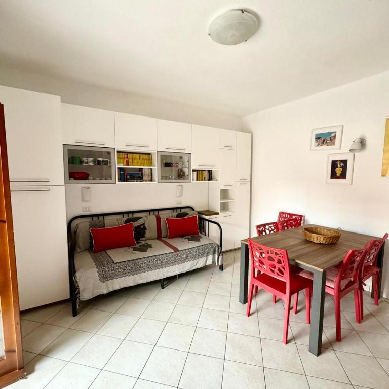 Trilocale climatizzato con cortile - Casa Vacanze - 3