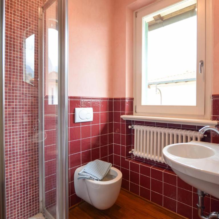 3 Bedroom Awesome Home In Camaiore - Three-Bedroom Townhouse - 27