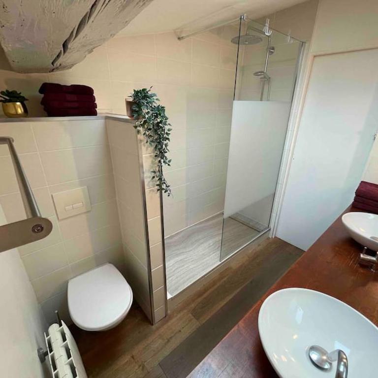Jennys-Getaways Sunny Apartment Close Cité du Vin - Appartement 3 Chambres - 32
