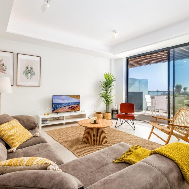 ViVi Homes - Rembrandt Pool, Sauna, Gym & Sea View - Apartamento con vistas al mar - 2
