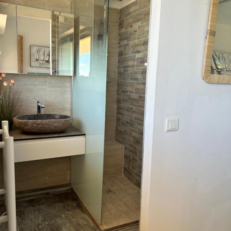 Premium Sea Front Apartment - Appartement 3 Chambres - 79