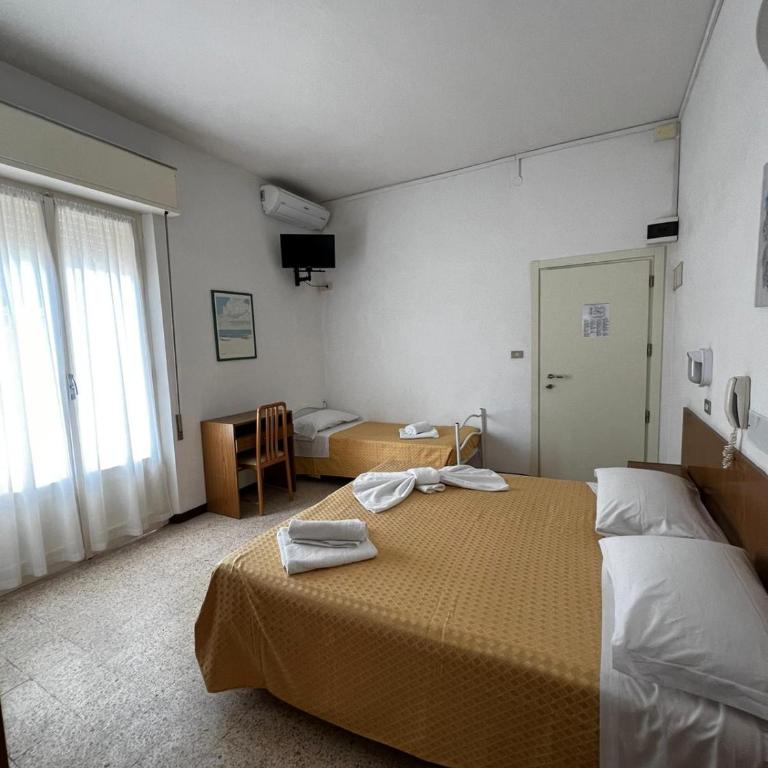 Hotel Till - Camera Tripla Standard - 3