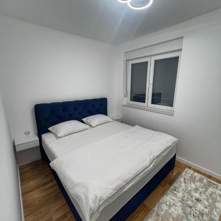 Humland - One-Bedroom Apartment - 8