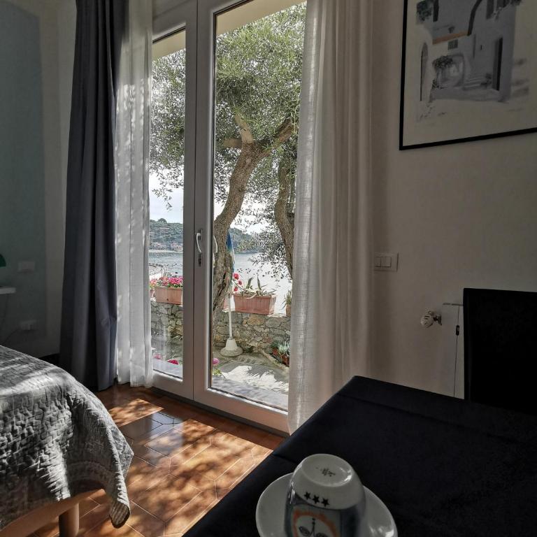 Affittacamere La Palafitta - Habitación Doble con vistas al mar - 10