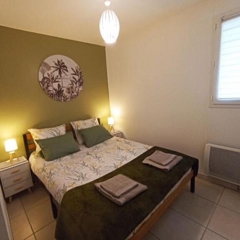 Gîte " Macha" classé 3 étoiles piscine Vallon Pont d'Arc - Maison 2 Chambres - 37