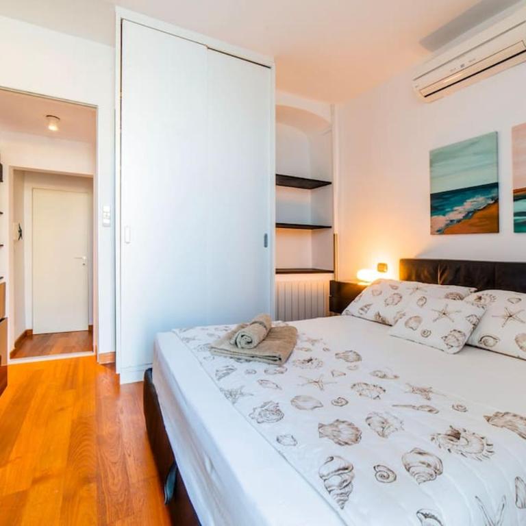 Trilocale sulla Spiaggia - Parcheggio Privato - Appartamento con 2 Camere da Letto - 6