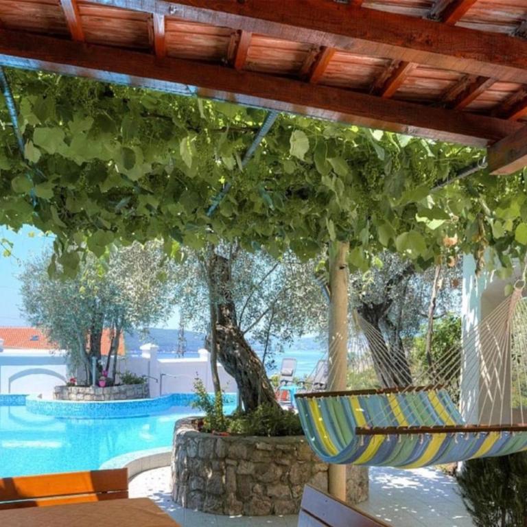 Gala’s Miracle Garden - Kuća s 5 Spavaćih Soba - 1