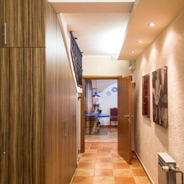 Gala’s Miracle Garden - Kuća s 5 Spavaćih Soba - 28