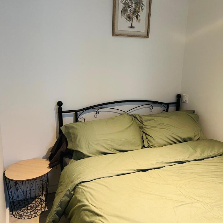 LE CAUBOUS Plein centre Appartement calme avec chambre et cuisine équipée - Appartement 1 Chambre - 8
