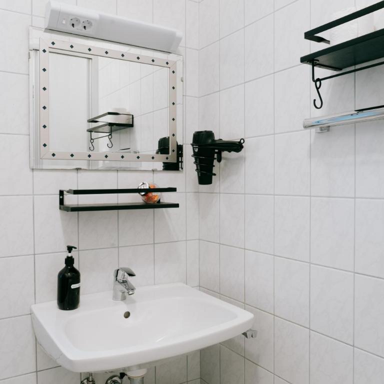 Mountain View Salzburg - SELF CHECK-IN - Apartments - Apartment 1 - Ground Floor with small Terrace - 13