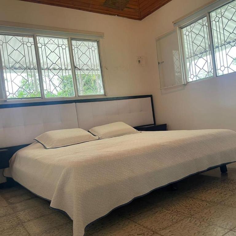 Casa La Esmeralda Acacias - Meta - Casa de 4 dormitorios - 6