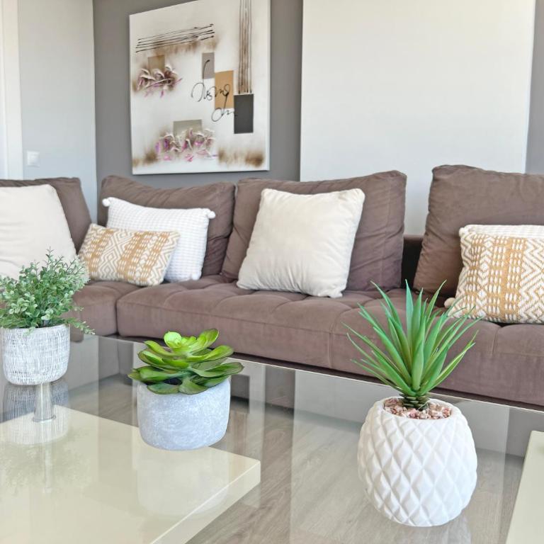 Lujo en la playa. Parking Gratis - Three-Bedroom Apartment - 41