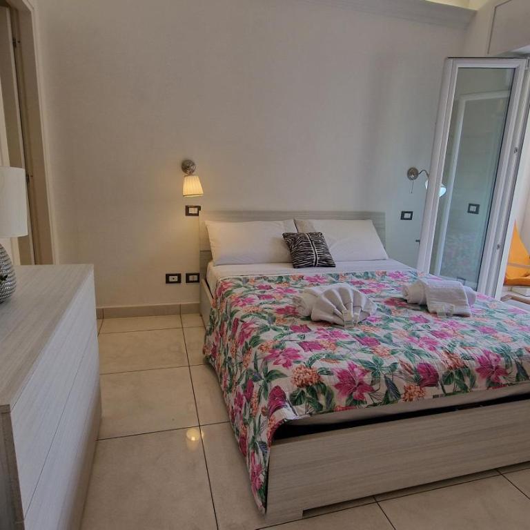 LG colosseum Rome apartment - Two-Bedroom House - 9