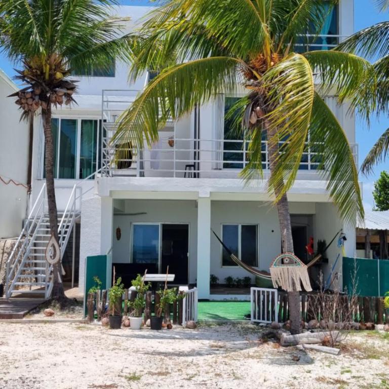 On The Beach - Seaside Sunrise Haven 1 - Sea View - One-Bedroom Apartment - 14