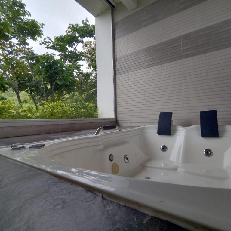 Hotel campestre los Arrieros - Habitación Doble con bañera de hidromasaje - 4