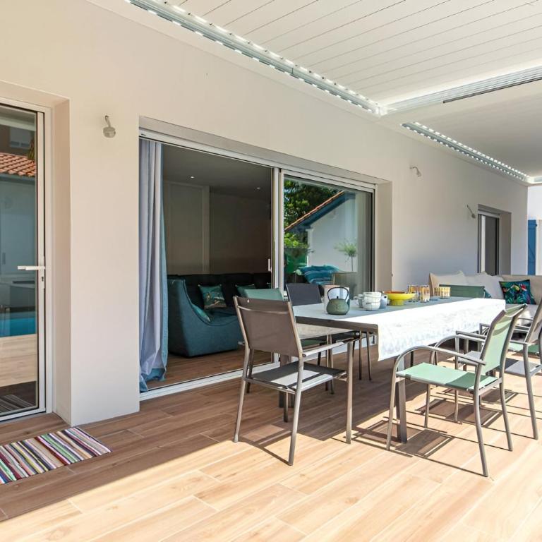 Villa Souleillous, basco landaise de prestige, 500m de la plage - Villa - 18