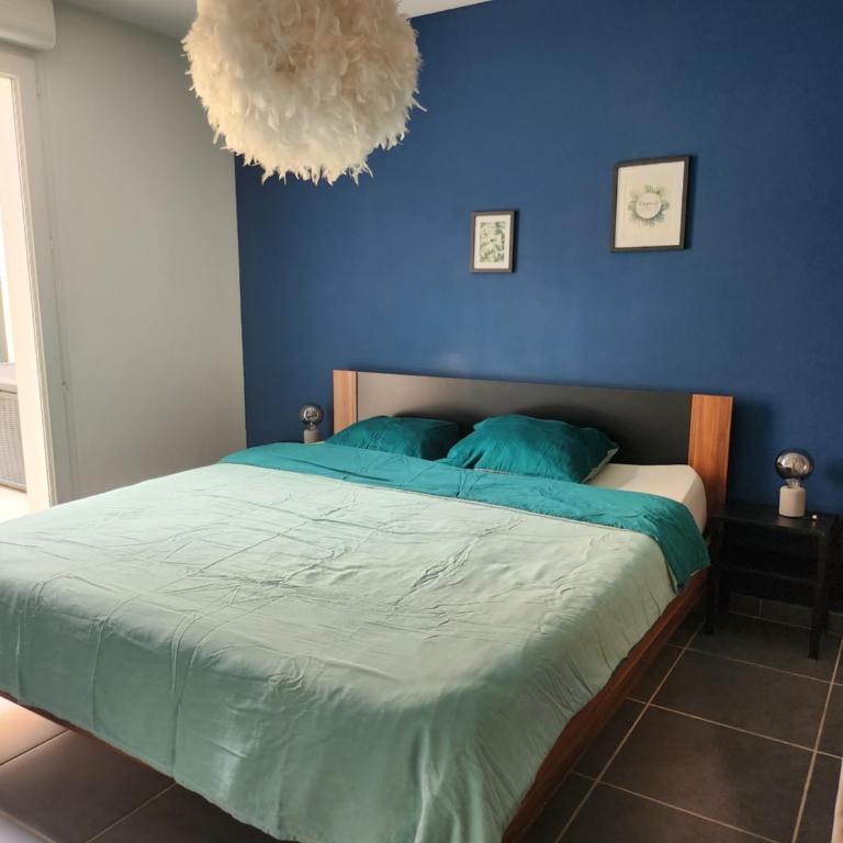 Proche Avignon centre, jardin & climatisation 4pers - Apartment with Garden View - 7