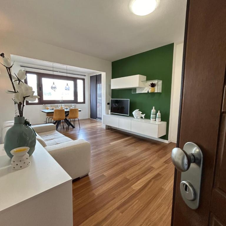Appartamento Luce - Appartamento con 2 Camere da Letto - 1