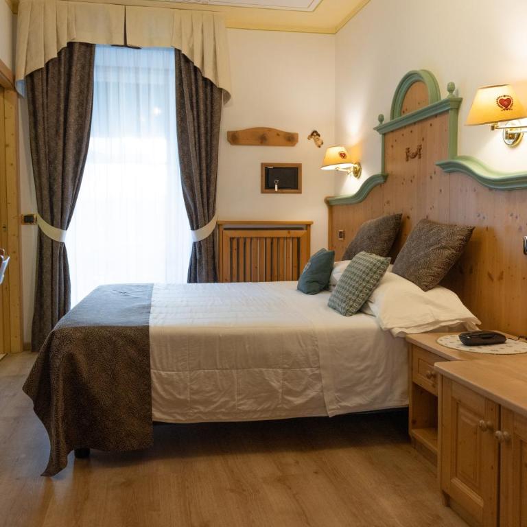 Alexander Hotel Alpine Wellness Dolomites - Economy Doppelzimmer - 1
