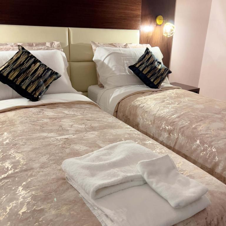 Sofia Guest House - Doppel- oder Zweibettzimmer - 8