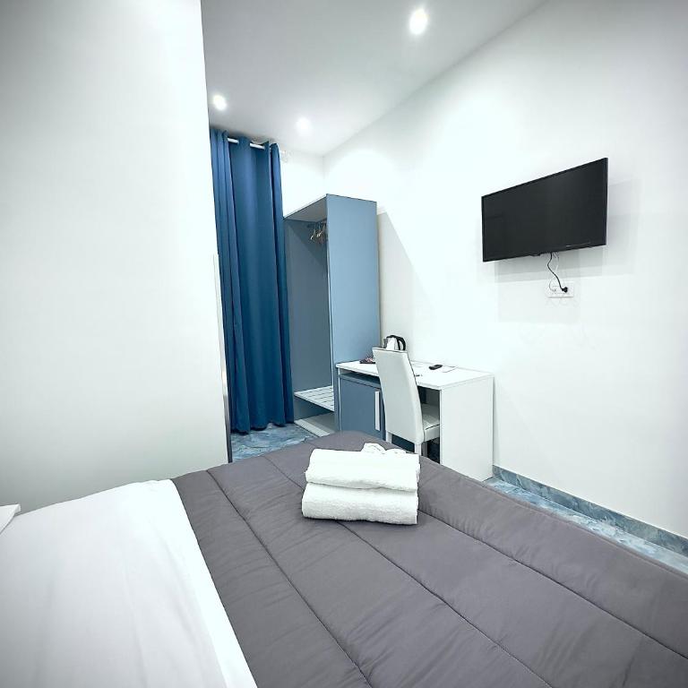 MARVIT CENTRAL LUXURY - Double Room with Balcony - 2