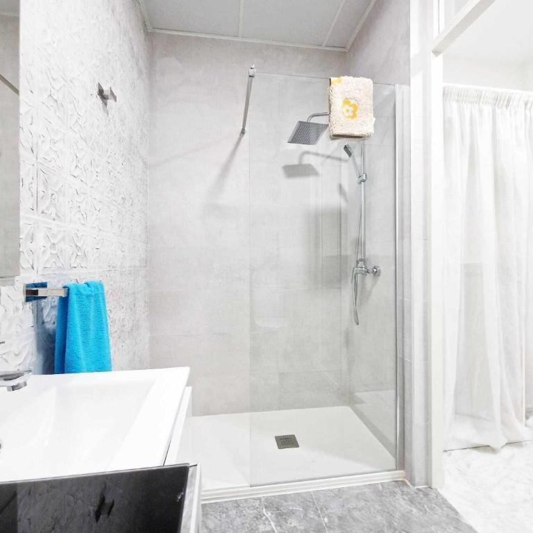 Alojamientos Fenix - Standard Apartment - 8
