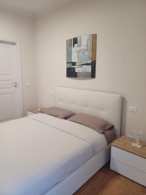 Antonella Luxury Suite - Three-Bedroom Apartment - 23