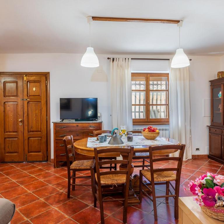 Agriturismo Fattoria Podere Peciano - Appartamento con 2 Camere da Letto - 34