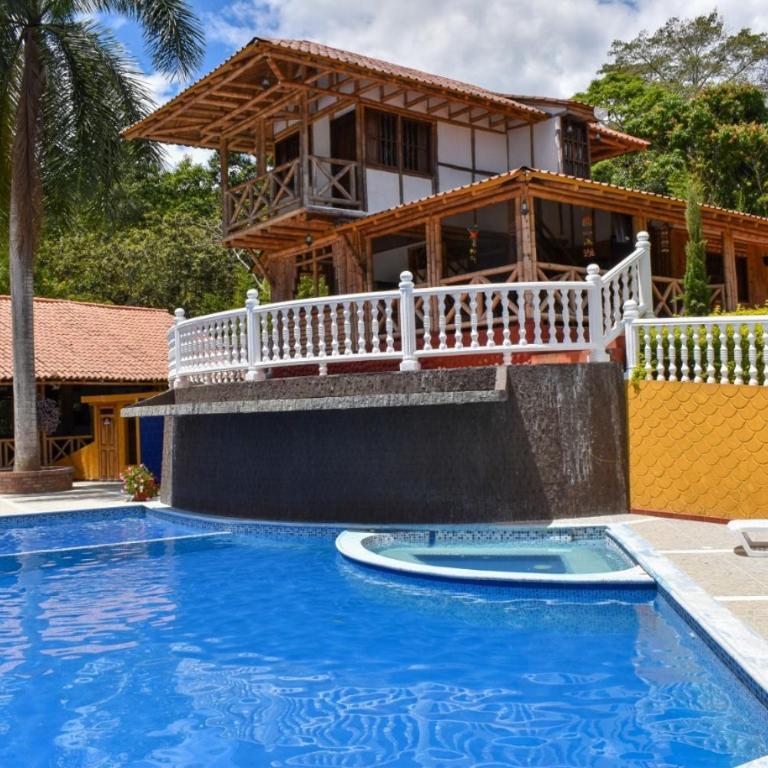 Hotel campestre los Arrieros - Casa - 8